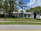 810 Courtland Blvd, Deltona, FL 32738