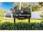 349 Moorings Cove Dr, Tarpon Springs, FL 34689