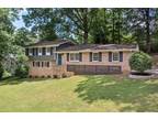 2204 chevy chase ln Decatur, GA -