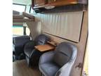 Motorhome classe C RV usado