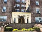 623 Central Ave #204, Cedarhurst, NY 11516