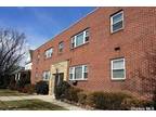 717 Conklin St #6, Farmingdale, NY 11735