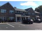 276 Eastern Pkwy #276-01, Farmingdale, NY 11735