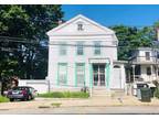 52 Huntington St, New London, CT 06320