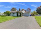 4 Holiday Ln, Enfield, CT 06082