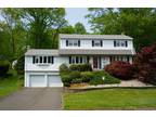 294 Candlewyck Dr, Newington, CT 06111