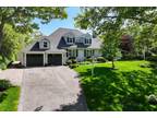 4 bedroom in Falmouth MA 02540