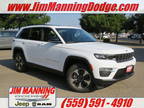 2023 Jeep grand cherokee White