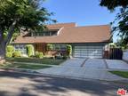 19836 Superior St, Chatsworth, CA 91311