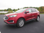 2021 Ford Edge Red