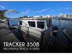 Tracker 3508 Houseboats 2001