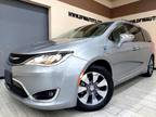 Used 2018 Chrysler Pacifica Hybrid for sale.