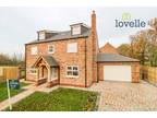 5 bedroom detached house for sale in Anita Grove, Waltham, DN37