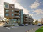 2285 Bowker Ave #312, Oak Bay, BC V8R 2E2