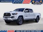 2022 Toyota Tacoma 4WD TRD Sport Double Cab 6' Bed V6 AT (Natl)