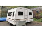 Rapido Exportmatic Folding Caravan 1980