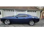 2014 Dodge Challenger SXT 2dr Coupe