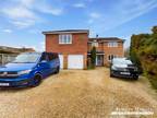 5 bedroom detached house for sale in St. Mary's Lane, Dilton Marsh, BA13