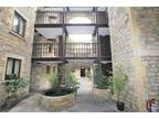 Grove Street, Bath, Somerset, BA2 2 bed apartment for sale -