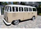 1976 Volkswagen Bus/Vanagon Show Van Beautiful Rotisserie Restoration A/C Fully