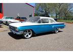 1960 CHEVROLET BISCAYNE 2 door