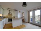 Grovehill Close, Emmer Green 2 bed flat for sale -