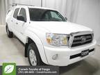 2010 Toyota Tacoma White, 68K miles