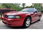 2001 Ford Mustang 2dr Convertible Deluxe