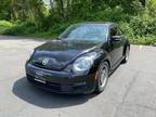 2013 Volkswagen Beetle 2.5L PZEV 2dr Coupe 6A w/ Sunroof, Sound and Navigation