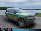 2023 Ford Bronco Green, 10 miles