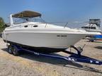 2000 Wellcraft Martinique 2600 Boat for Sale