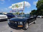 2006 Ford Mustang Convertible 2D