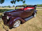 1935 Ford Deluxe Convertible Sedan