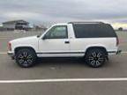 1995 Chevrolet Tahoe K1500 1995 Chevrolet Tahoe SUV White 4WD Automatic K1500