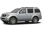 2005 Nissan Pathfinder SE