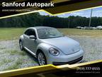 2013 Volkswagen Beetle TDI 2dr Coupe 6A w/ Sunroof and Navigation