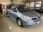 2004 Toyota Sienna Ce/ Handicap