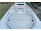 2023 Boston Whaler 210 Montauk