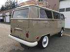 1970 Volkswagen Van 2tone taupe