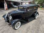 1932 Ford 2-Dr Coupe Black