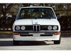 1980 BMW 528i Alpine White