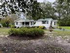 196 Alpine Dr, Baxley, GA 31513