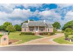 2860 Chardonnay Ln, Cumming, GA 30041