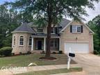 878 Winfair Ct, College Park, GA 30349