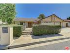 882 Lynnmere Dr, Thousand Oaks, CA 91360