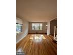 423 S Veitch St Arlington, VA