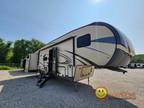 2019 Forest River Forest River RV Rockwood Signature Ultra Lite 8301WS 33ft
