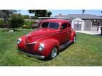 1939 Ford Deluxe Red