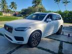 2020 Volvo XC90 T5 Momentum