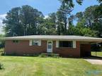 Home For Rent In Scottsboro, Alabama - Opportunity!